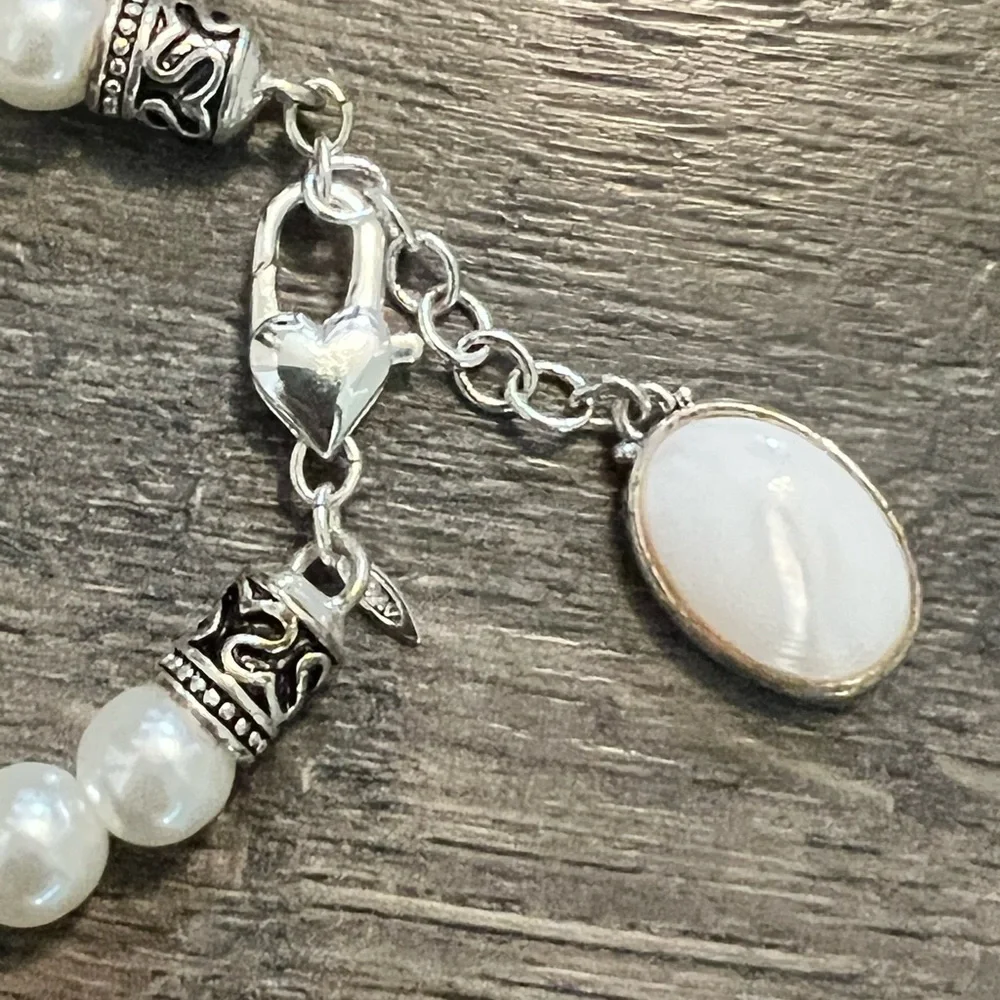 Set of 2‎ Avon Bracelets